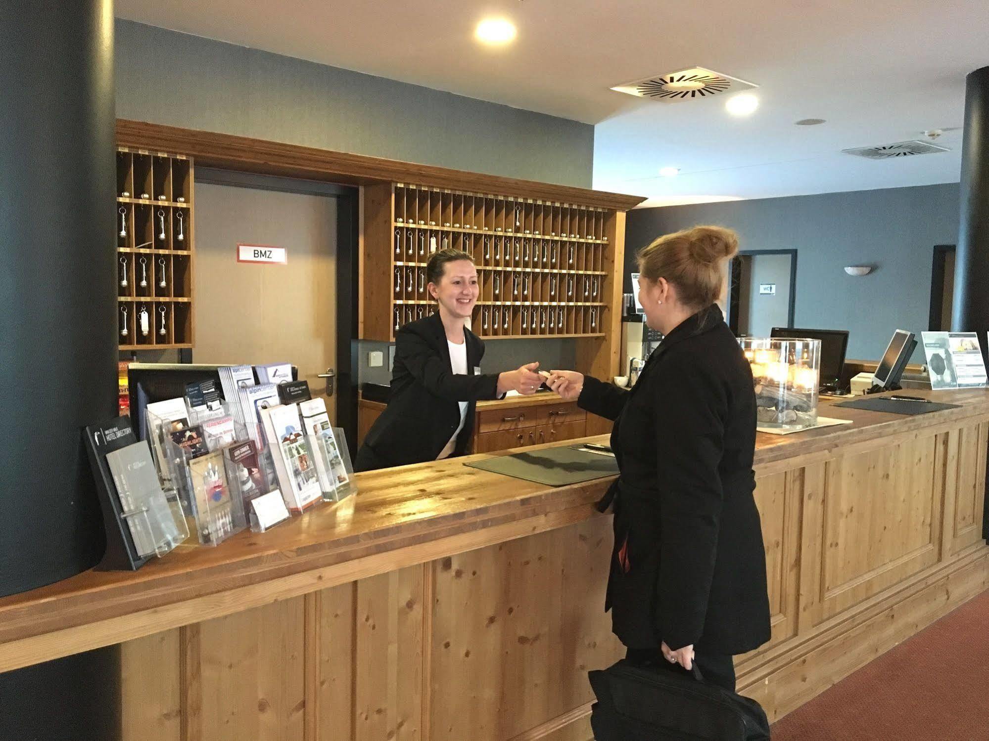 汉堡 - 威登堡万德沃克酒店 维滕贝格 外观 照片